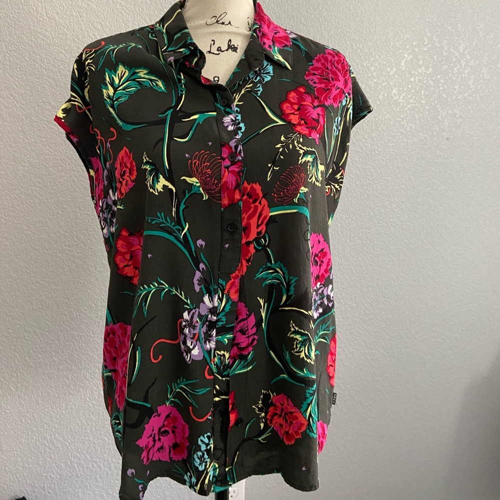 Button down shirt women